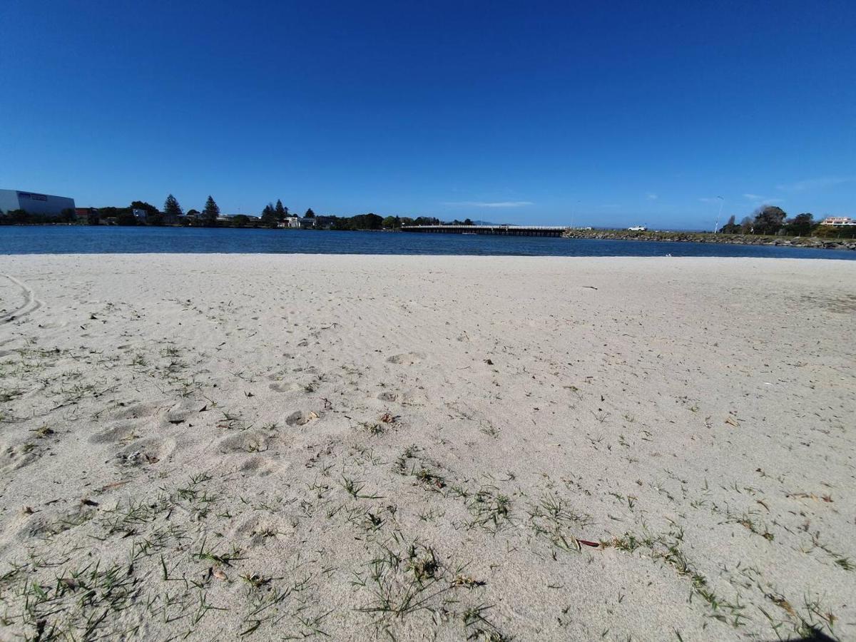 Tauranga - Big, Beautiful Villa On The Water! Εξωτερικό φωτογραφία