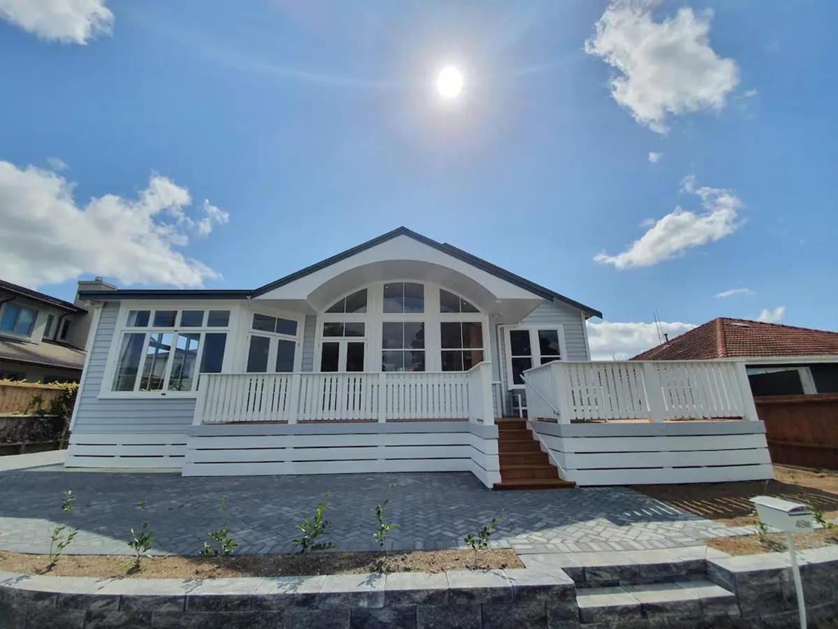 Tauranga - Big, Beautiful Villa On The Water! Εξωτερικό φωτογραφία